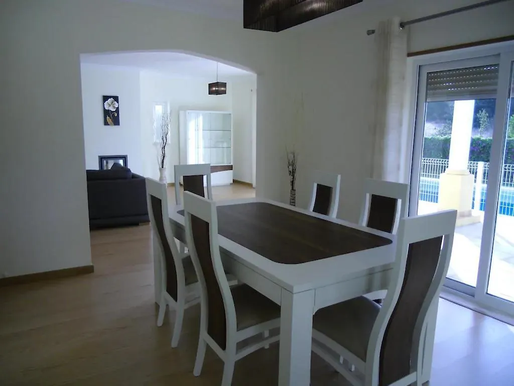בית נופש Casa Sao Bartolomeu - 5 Quartos Com Piscina פורטוגל