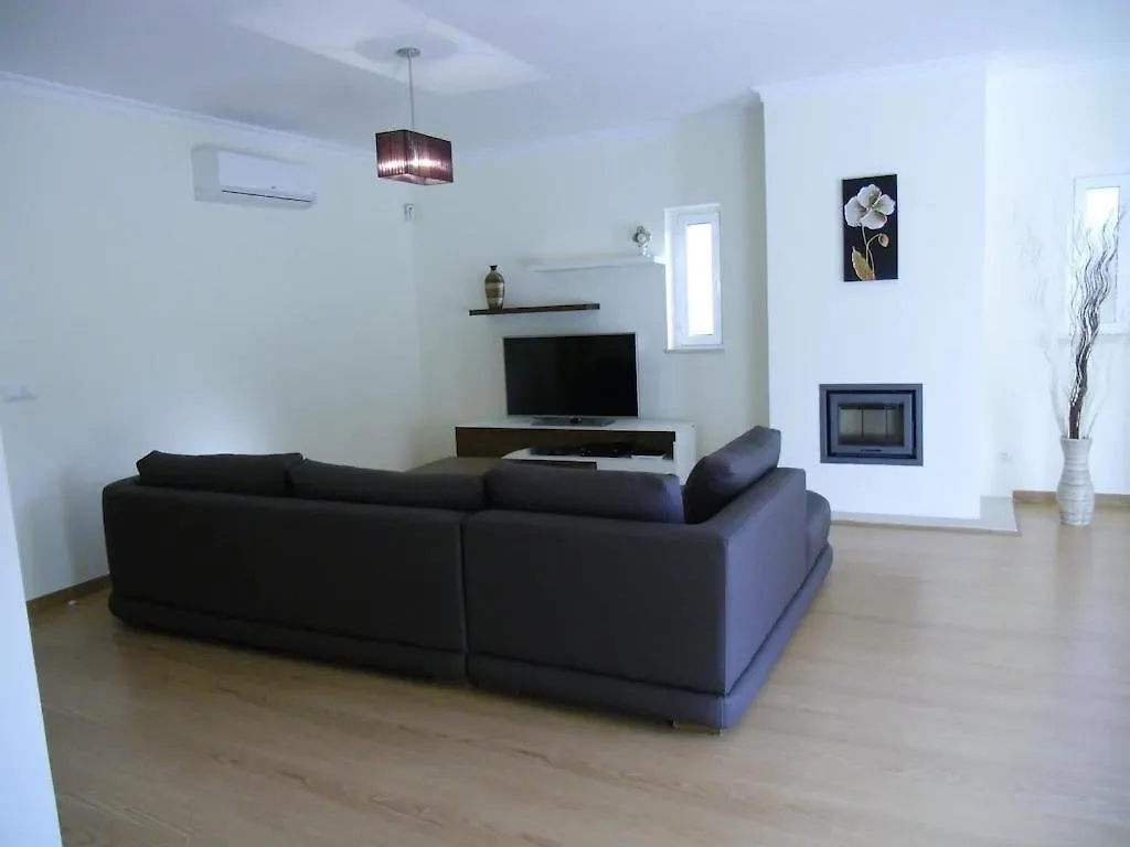 Casa Sao Bartolomeu - 5 Quartos Com Piscina פורטוגל